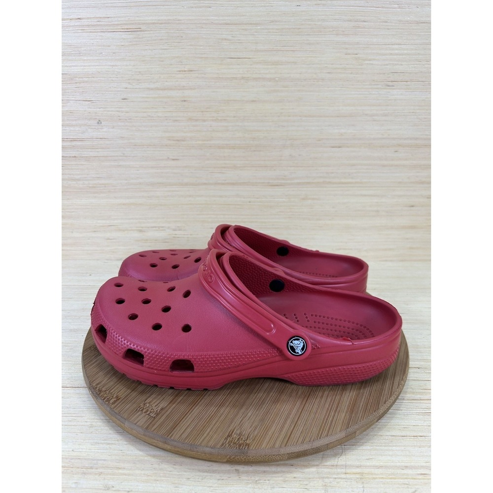 Crocs Classic Red Casual Comfort Clogs Mens Size 10 M10 W12